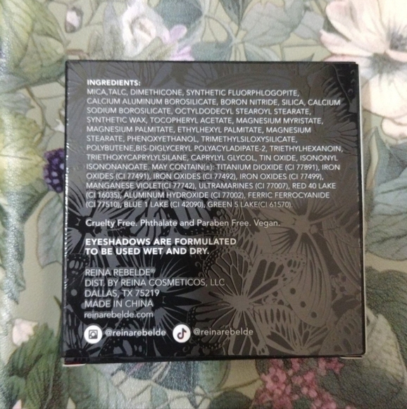 Reina Rebelde Wet Dry Eye Color Palette in Sirena Full Size NWT - Picture 4 of 4